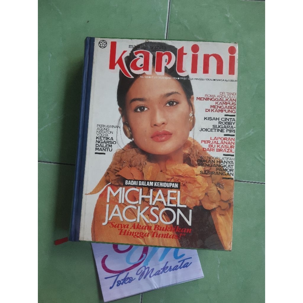 majalah wanita KARTINI BUNDEL isi 5 majalah ada cover NIKE ARDILLA sisipan pola busana wanita dan re