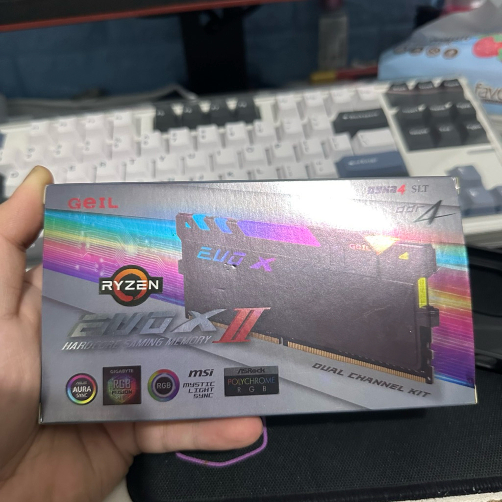 RAM DDR 4 16GB (8x2) GEIL EVO X II 3000mhz second seken normal