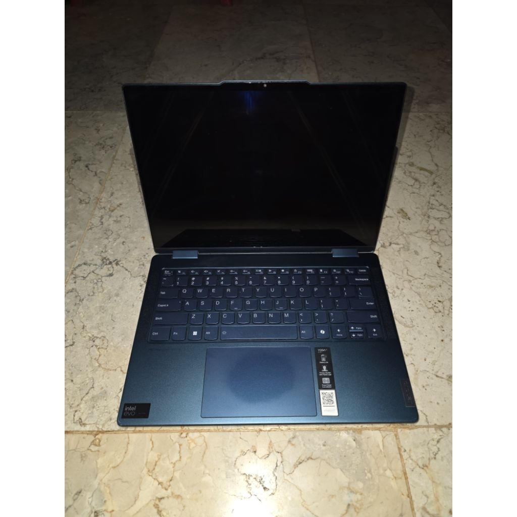 Lenovo Yoga 7i (Seri Premium 2-in-1Touchscreen) RAM 32GB/INTERNAL 1TB