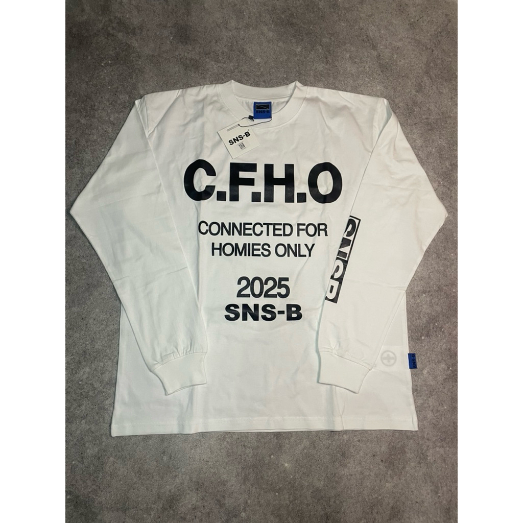 SNS-B CFHO BLACK N WHITE