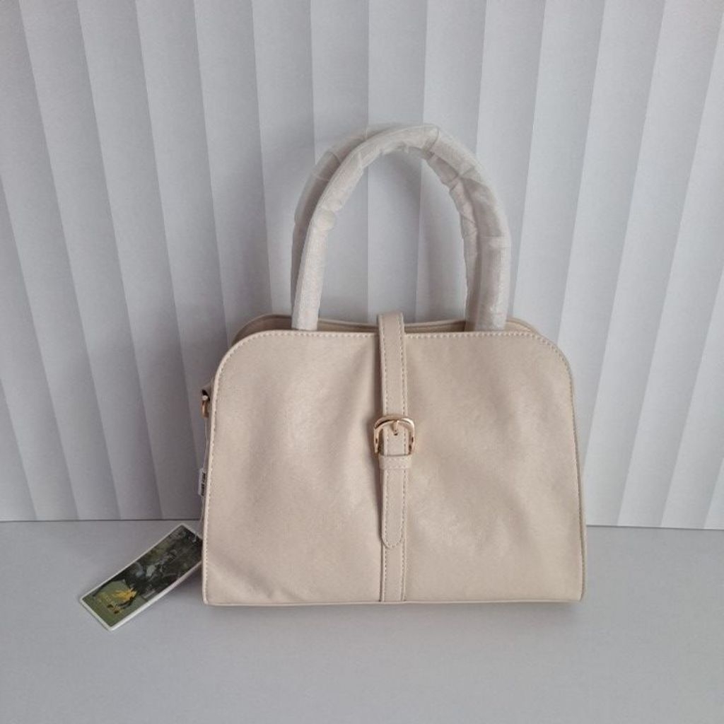 Tas wanita Polo warna Beige