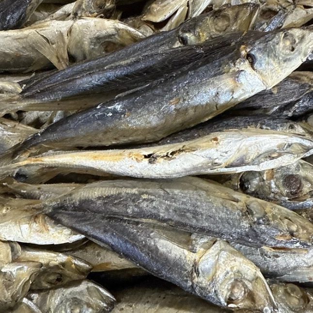 Ikan Asin Cue Asin Ikan Asin Layang Rebus Cue 250gr Ikan Asin Layang Cue Rebus