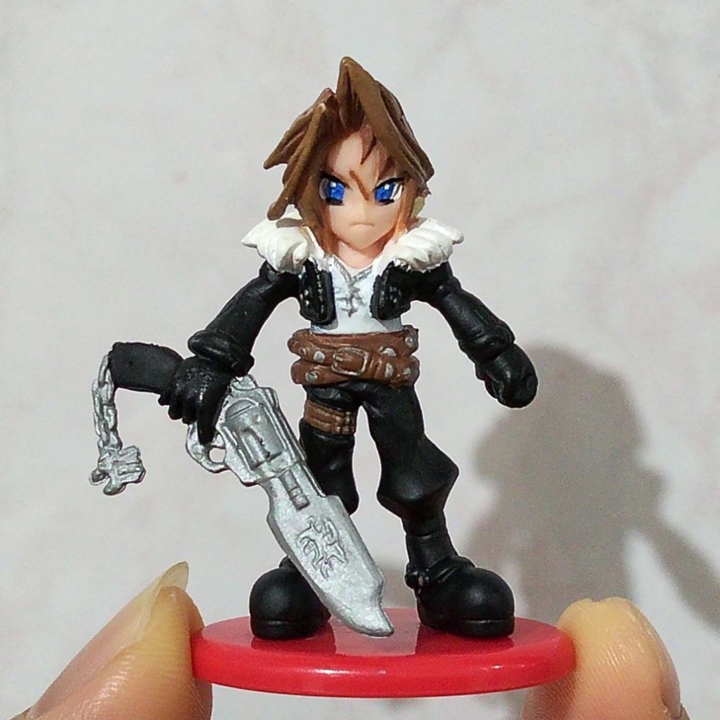 Figur Final Fantasy VIII Squall Leonhart Coca-Cola – Mini Figure Original Color 5,5 cm Like New