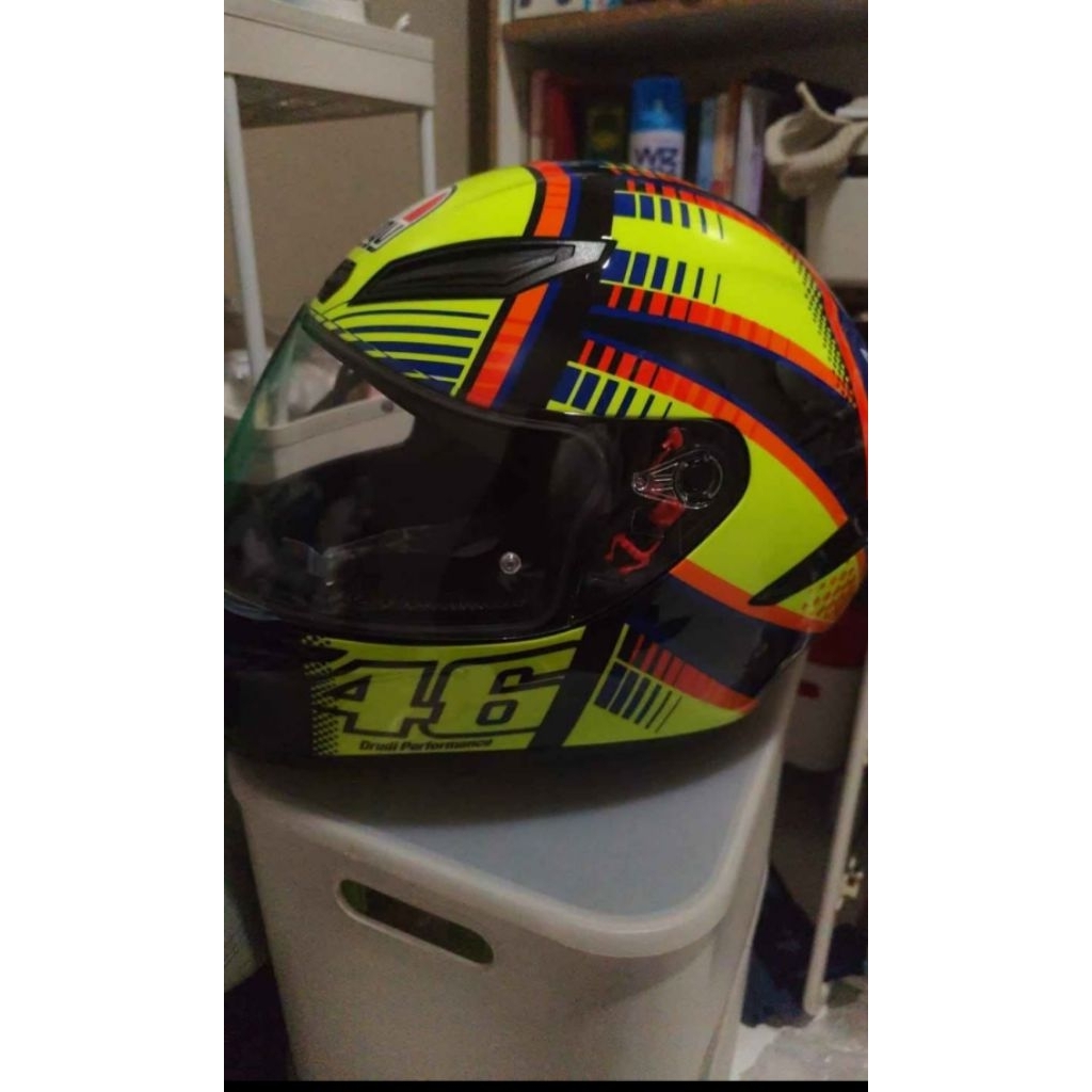 Helm full faceAGV ukuran XL