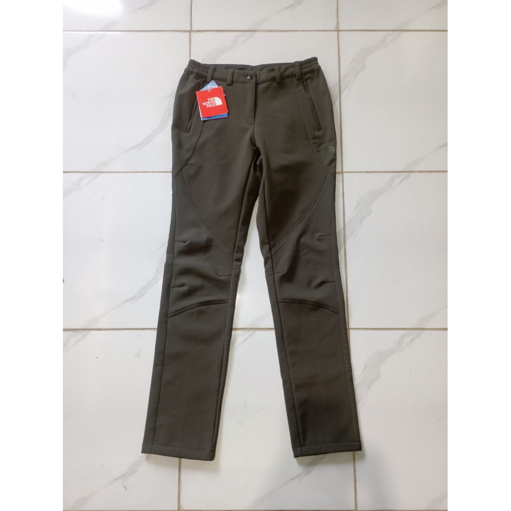 CELANA TNF THE NORTH FACE BNWT