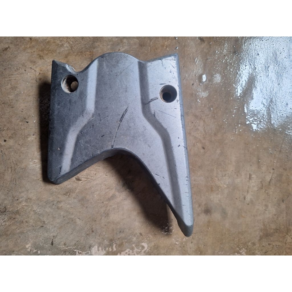 Tutup gear depan Z1 jupiter z1, cover rantau depan, pelindung gear motor Jupiter z1 Original Second