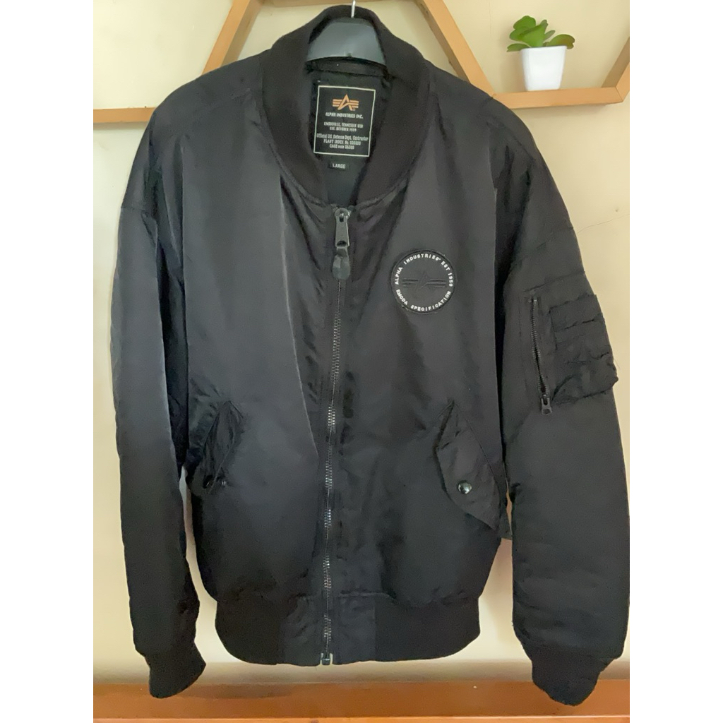 Bomber Alpha Industries