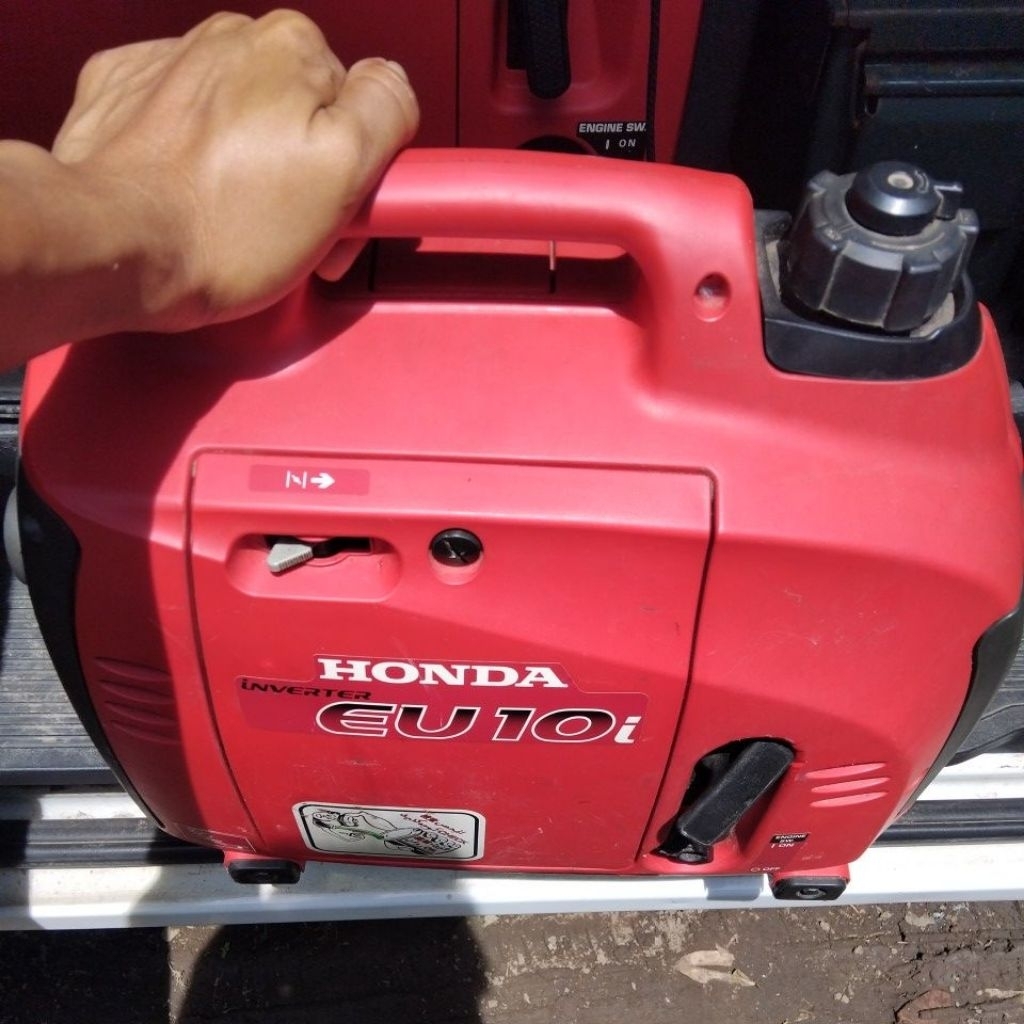 Genset HONDA EU10i original japan