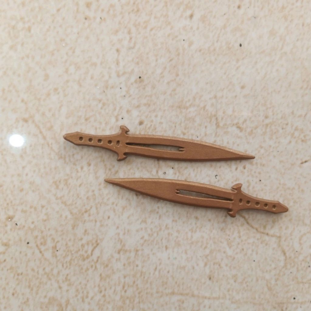 mcfarlane knife weapon batman todd design kitbash mainan action figure