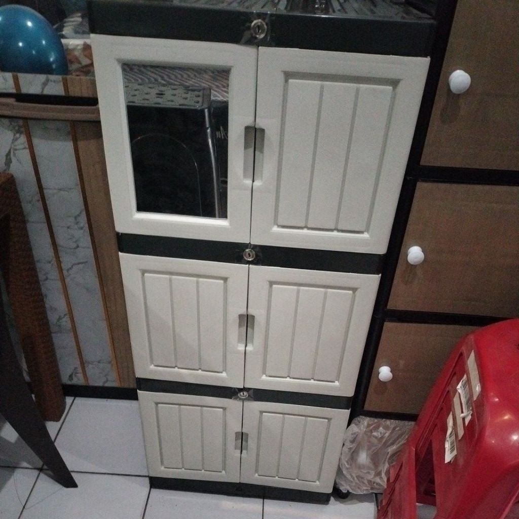 lemari plastik 3 susun