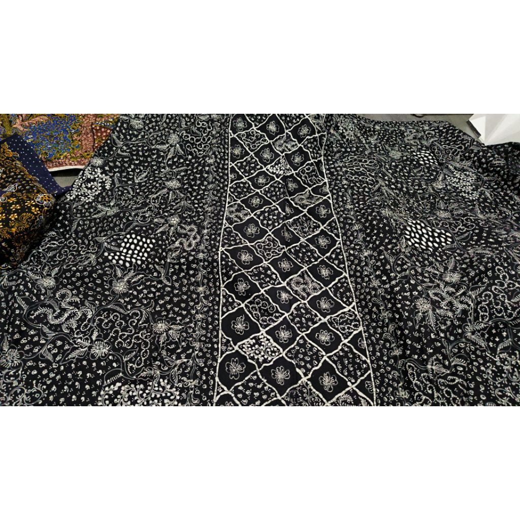 sarung batik tulis lasem