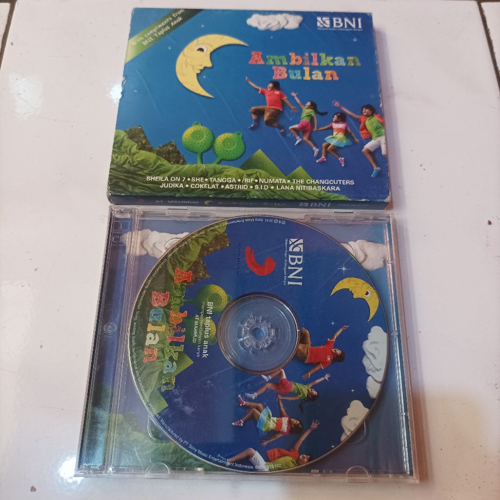 Original Rare CD Audio Music Tribute AT Mahmud Album Ambilkan Bulan Sheila on 7 The Changcuters SID 