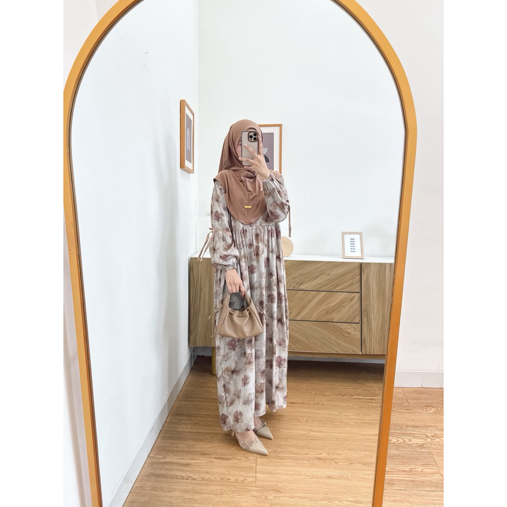 Aurel #2 Dress Pita Lengan Balon by Lemoa