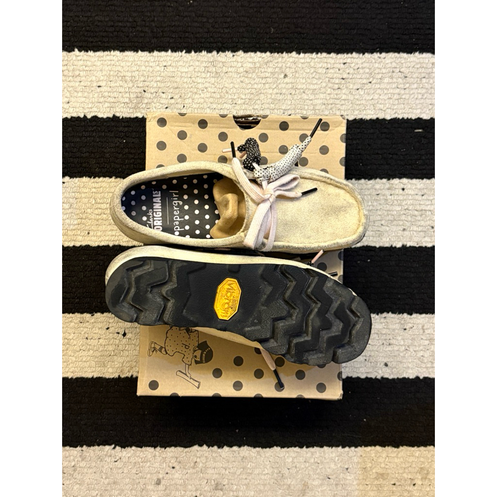 Clarks Wallabee x PaperGirl Paris