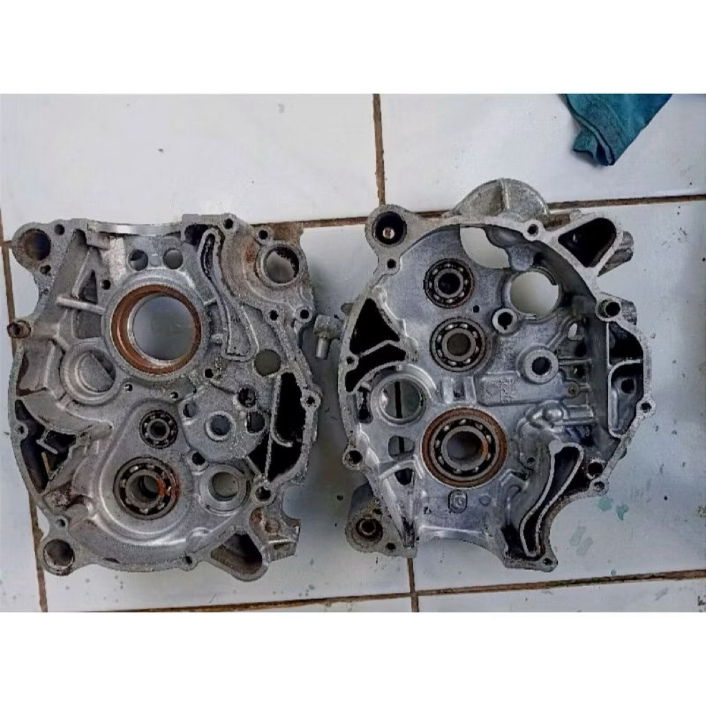 BLOCK BLOK KALTER KRENGKES CRANKCASE KANAN KIRI JUPITER Z 5TP 5 TP 5TN 5 TN