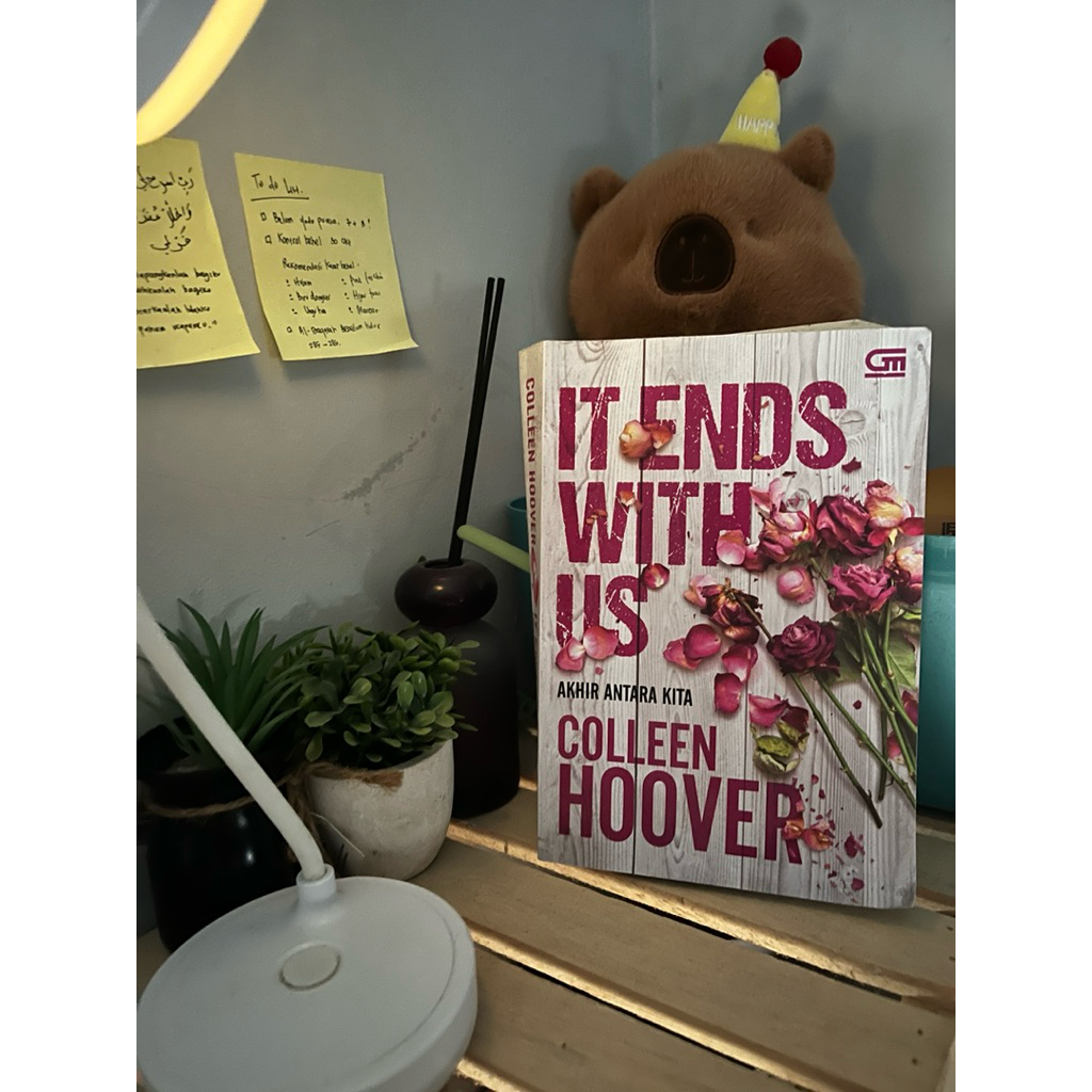 Preloved Novel It Ends With Us – Colleen Hoover