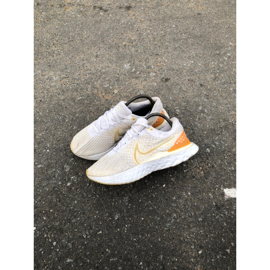 sepatu bekas nike react