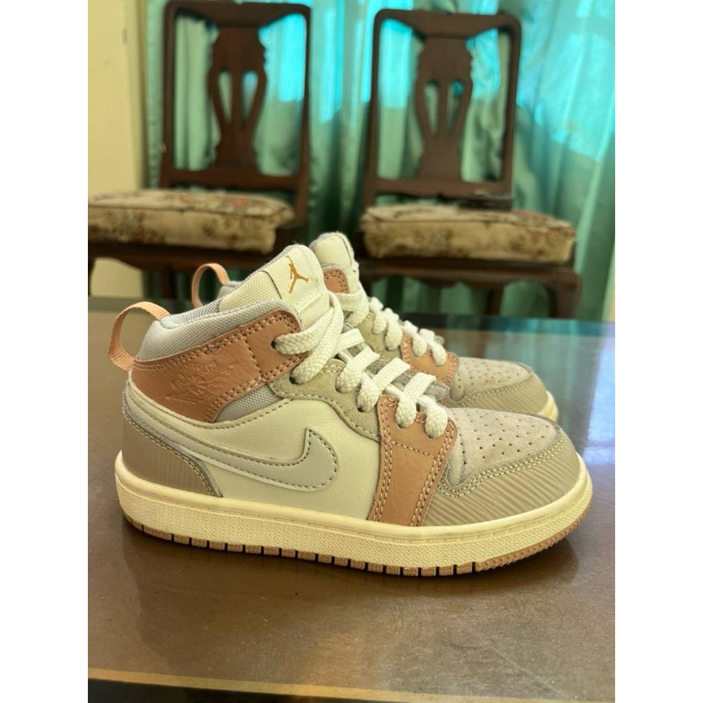 Preloved sepatu anak Nike AJ 1 Milan