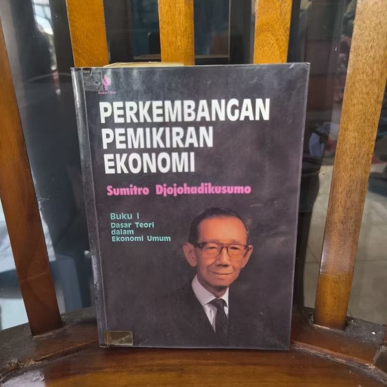 Perkembangan Pemikiran Ekonomi, Sumitro Djojohadikusumo