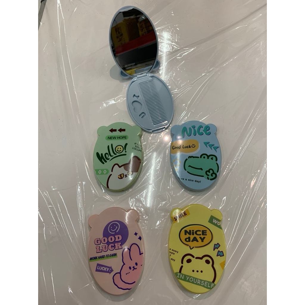 Kaca Lipat Mini + Sisir Karakter