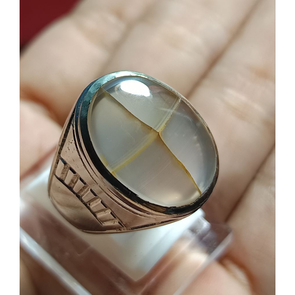 Cincin Akik Tapak Jalak Kristal