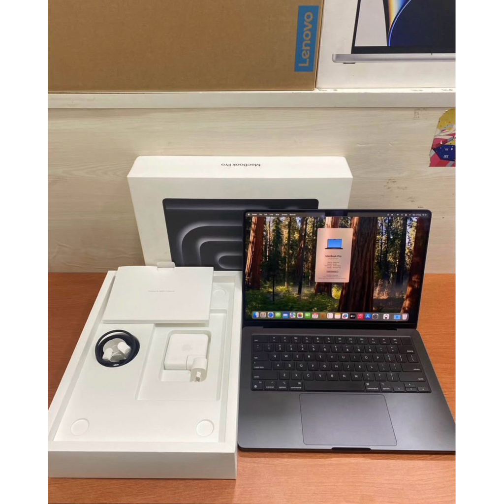 Second MacBook Pro M4 14 inch 2024 Ram 16GB SSD 512GB Garansi iBox Panjang