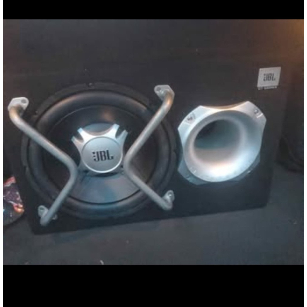 Subwoofer Aktif JBL GTO-1240P Powered Subwoofer