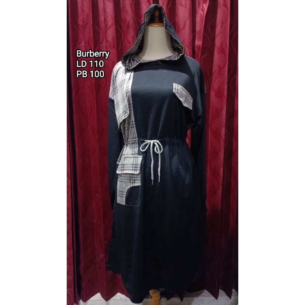 BURBERRY Dress Hoodie Motif