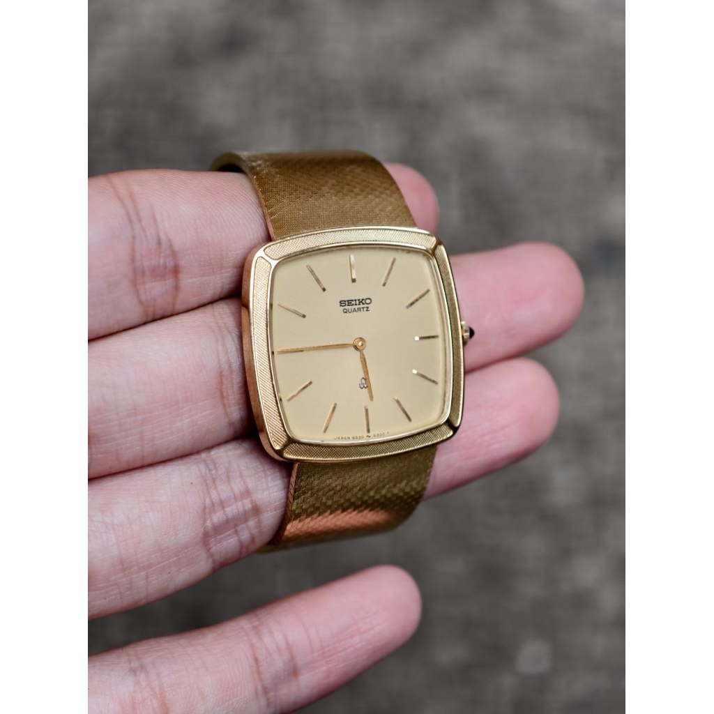 Seiko Dolce Tank Gold