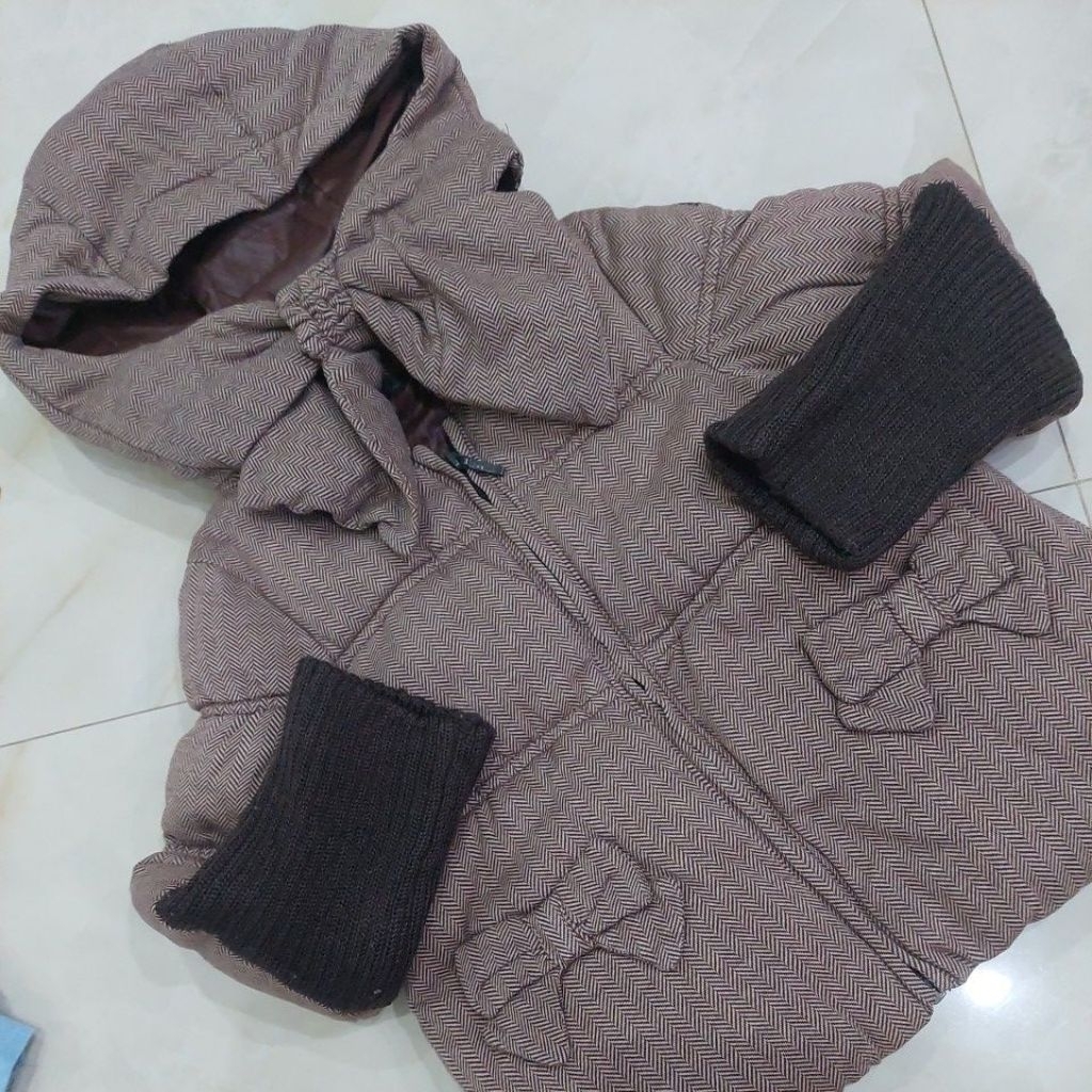 JAKET WINTER ANAK BRAND BEBE ORI PL LIKE NEW GEMBUL HANGAT SWEATER BROWN BOW PITA