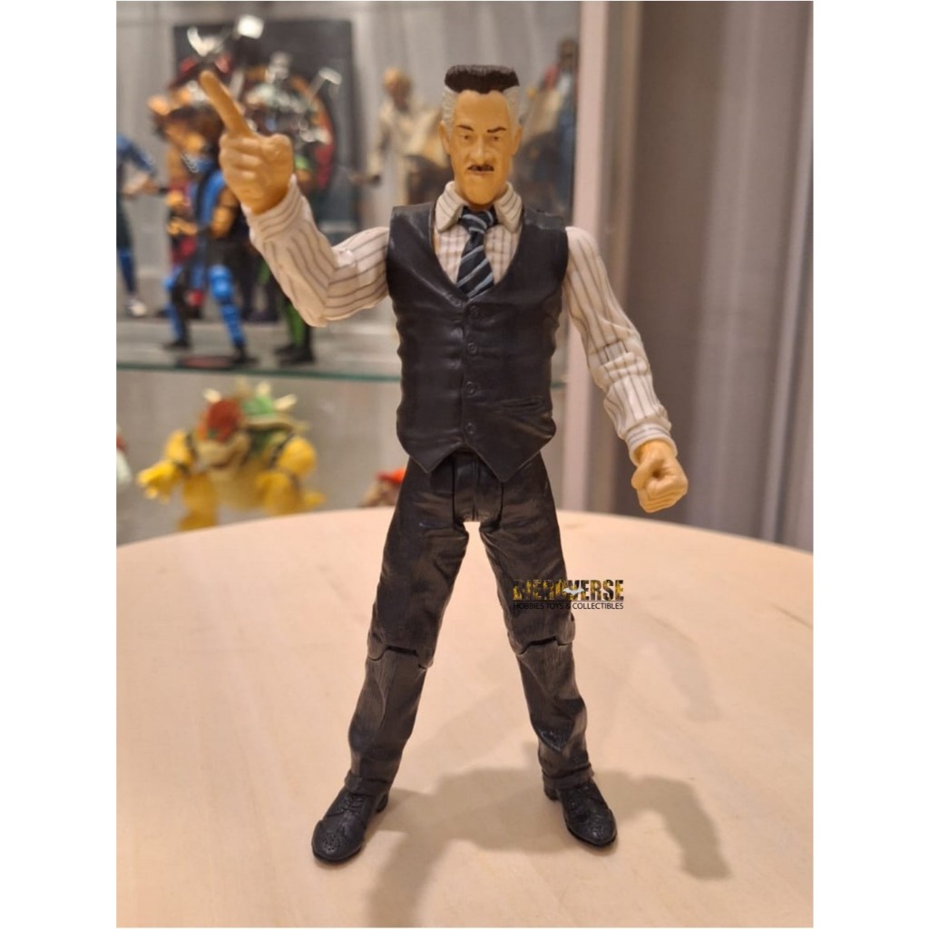 HASBRO TOYS MARVEL LEGENDS 6in J. JONAH JAMESON SPIDERMAN 2002 MOVIE ACTION FIGURE LOOSE RARE