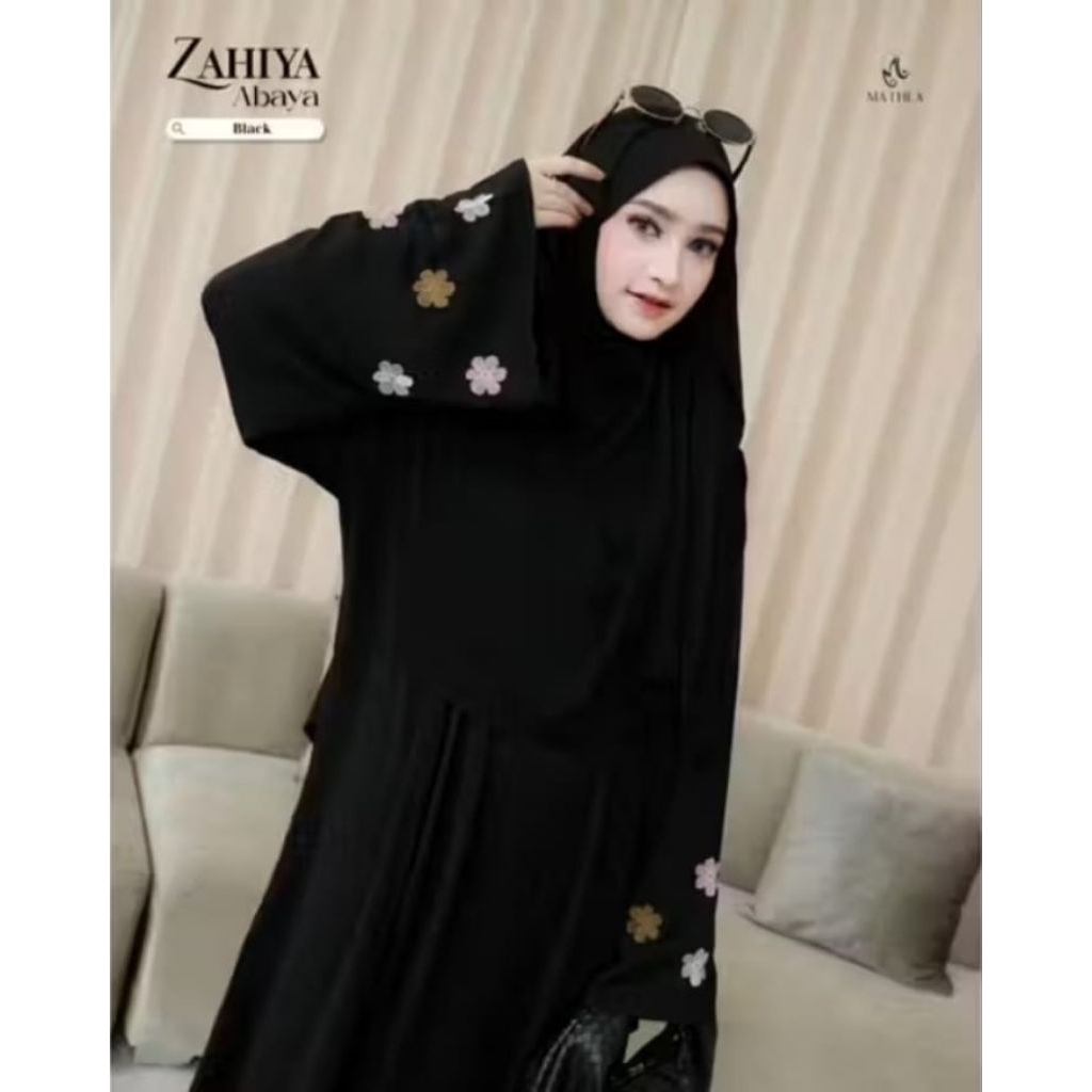 zahiya abaya by Mathla