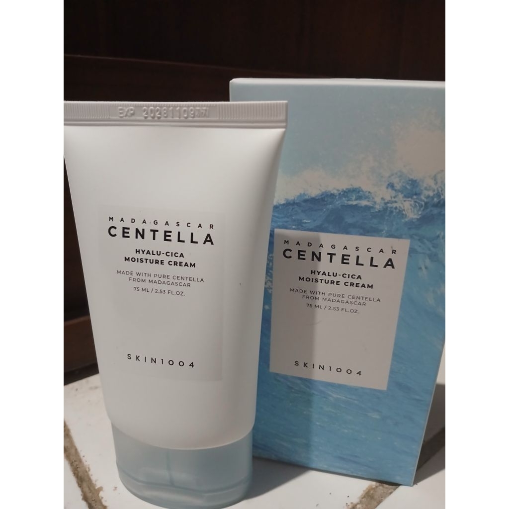Skin1004 Hyalu-Cica Moisture Cream (Preloved)