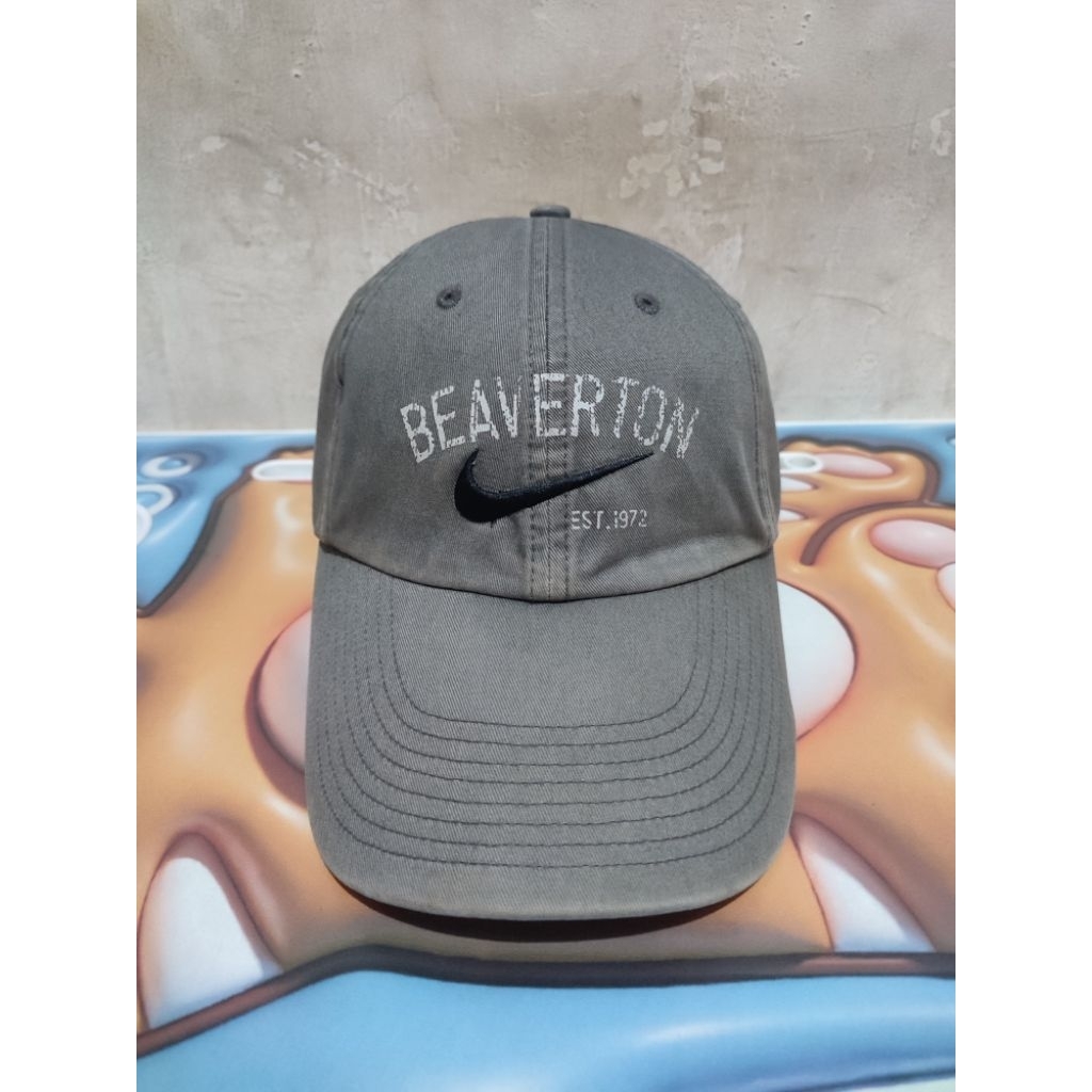 Topi Caps Nike Vintage Hijau Sage