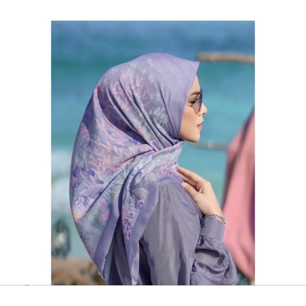 preloved Buttonscarves Little mermaid 1 - LAVENDER