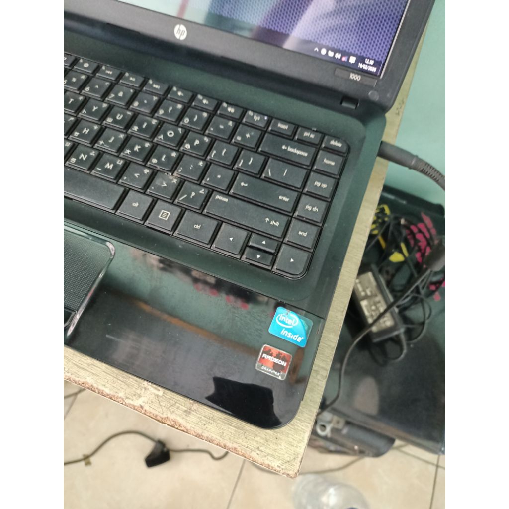 laptop hp 1000