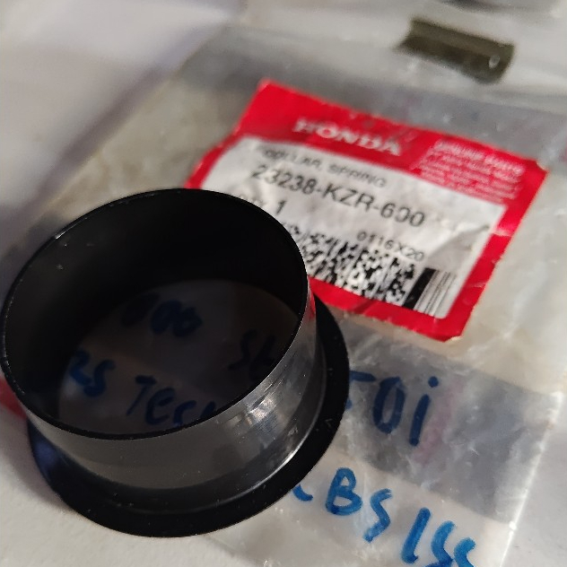 dudukan per cvt atas adv 160 beat deluxe genio pcx 160 stylo vario 125 scoopy 2021 ori