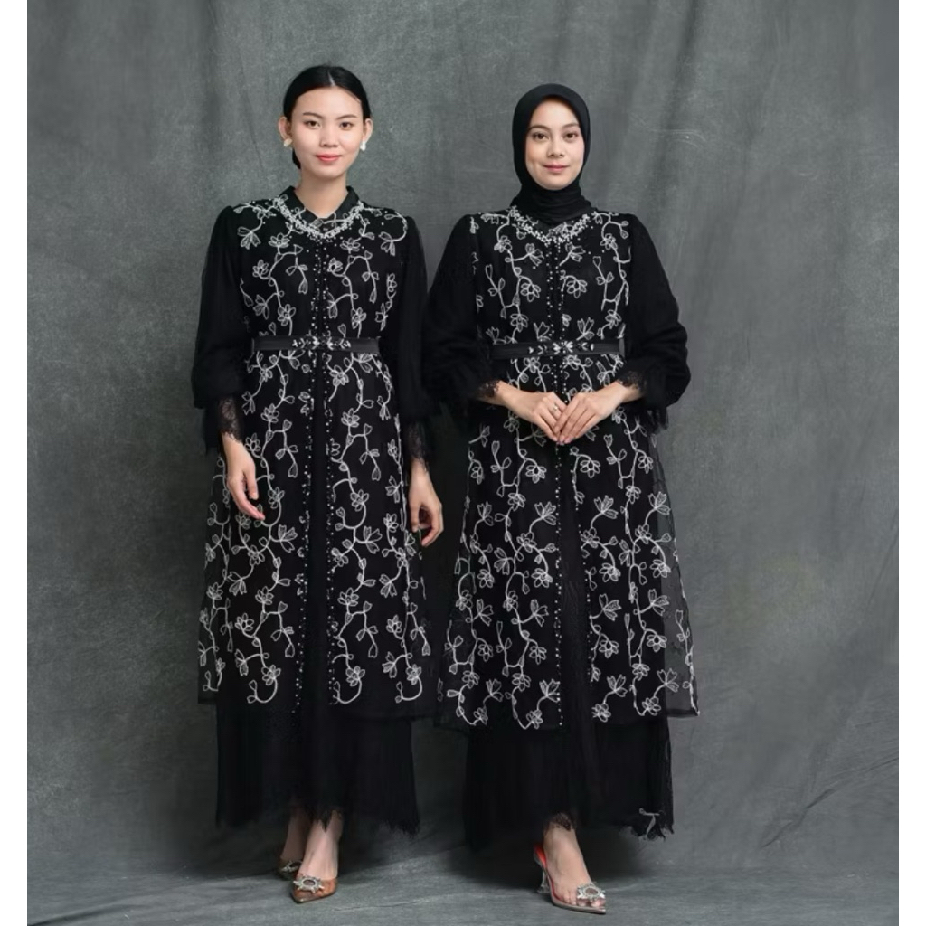 luxxe studio clover black