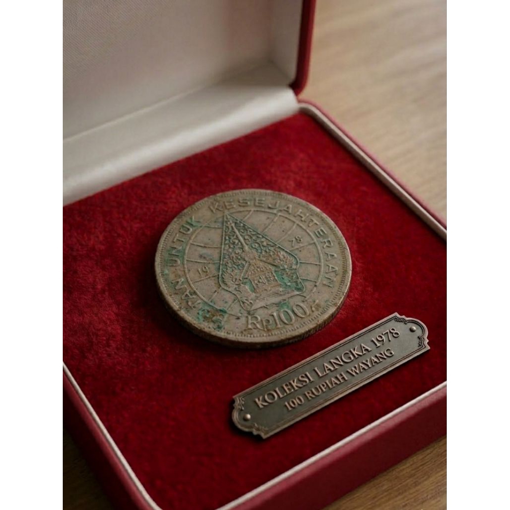 UANG KOIN KUNO RP 100 1978