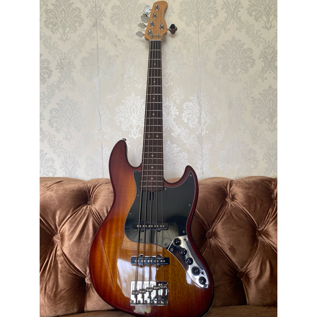 Sire by Marcus Miller V3 Gen2 (5srting)