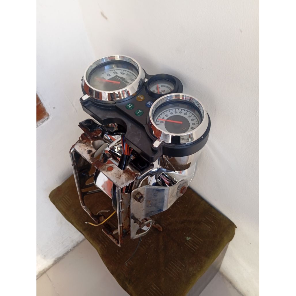 Set lampu + spedo ninja ss