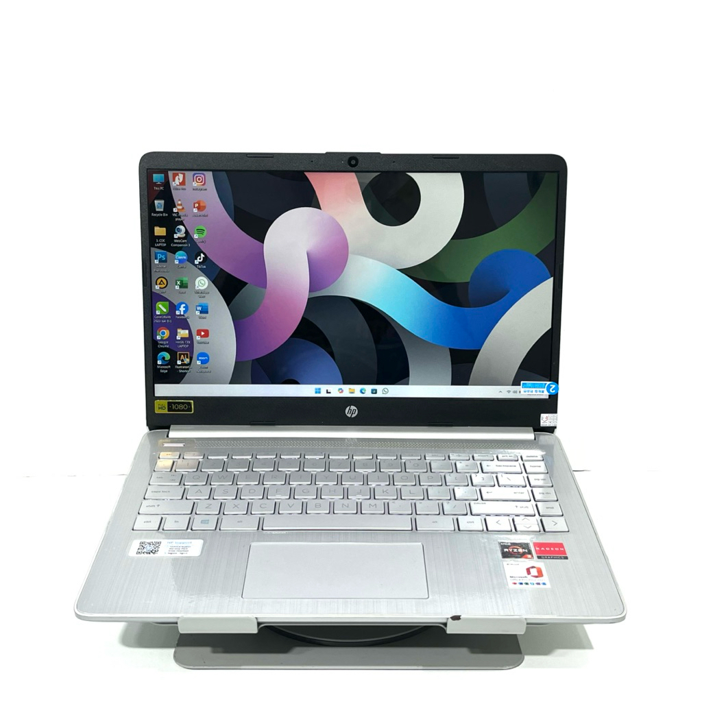 Laptop HP PAVILION 14S FQ0020AU Slim Ringan - AMD Ryzen 3-3250U (4CPUs) RADEON GRAPHICS 2GB 14-Inch 