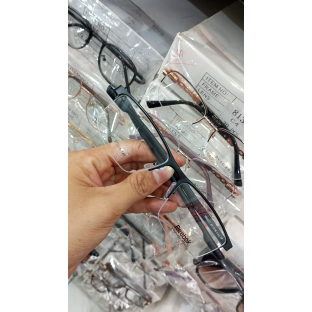KACAMATA SPORT PRIA HALF FRAME 8527