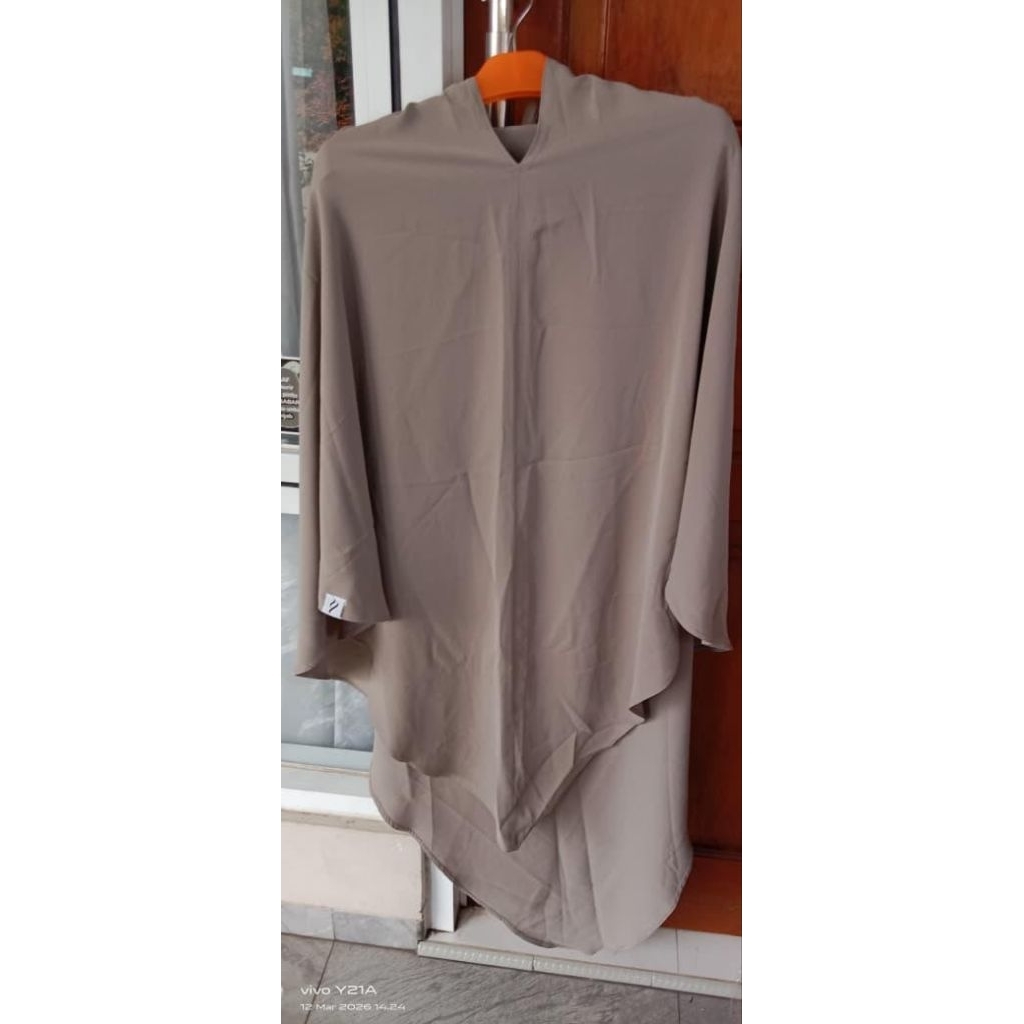 PRELOVED Khimar by Yarka