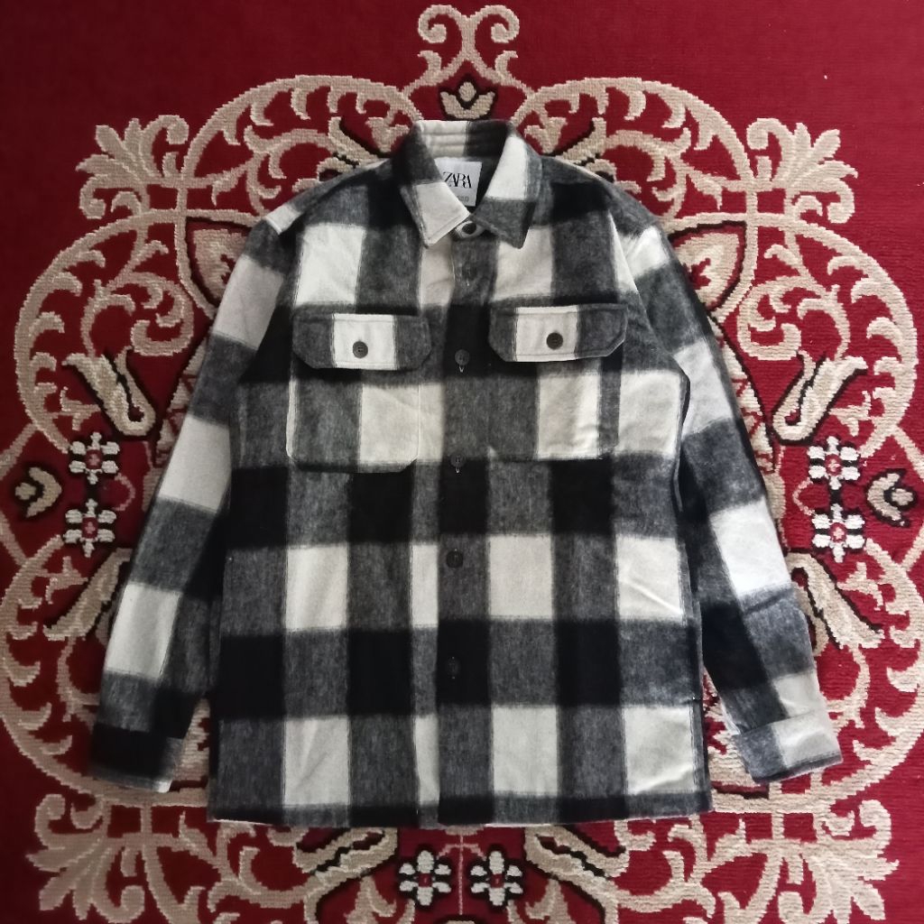 Zara Outer Wol Tebal Overshirt Two Pocket