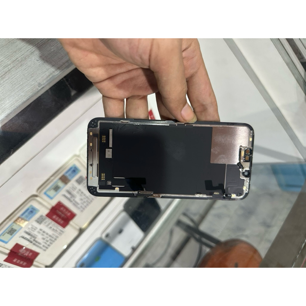 LCD IPHONE 13