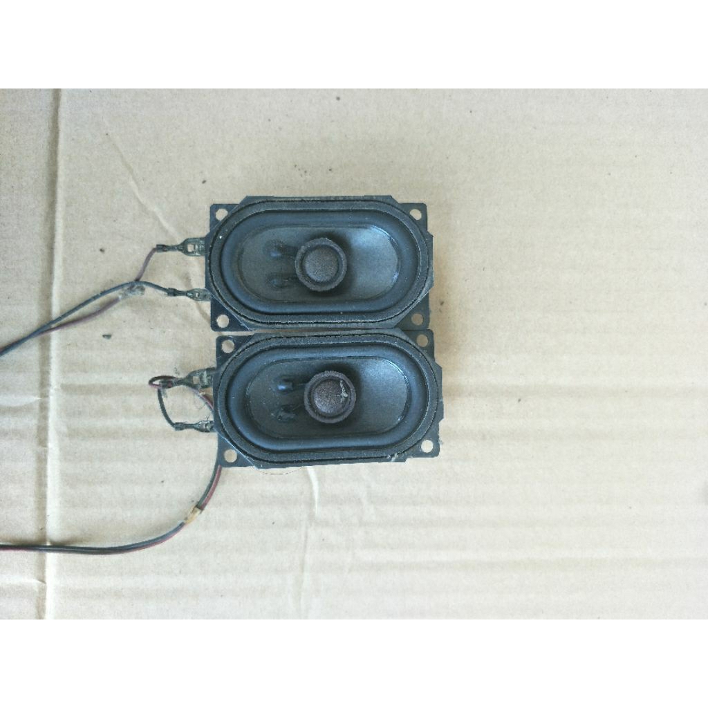 speaker LG slim 7.2cm x 4,2cm