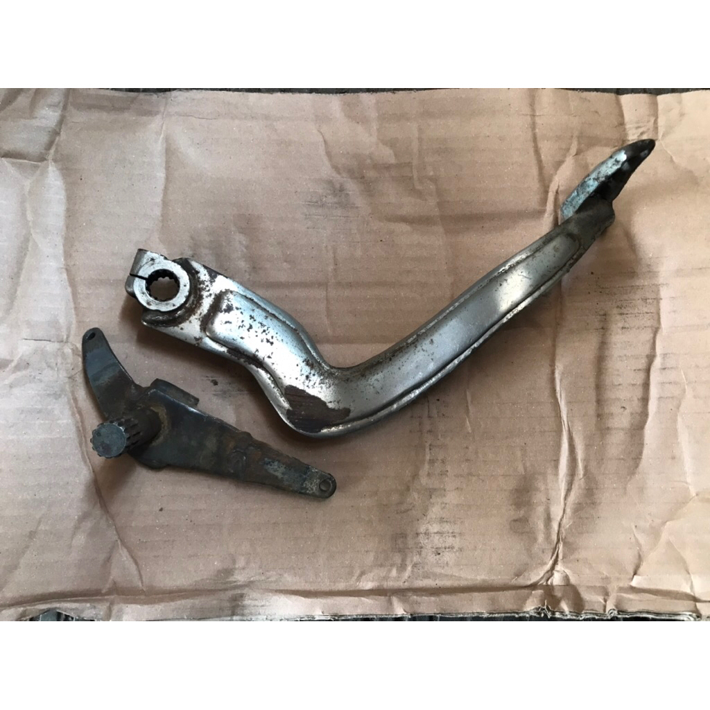 Pedal Rem Belakang Set Tuas Rem Rem Belakang Suzuki Satria 2Tak Lumba Tromol Original Copotan Motor