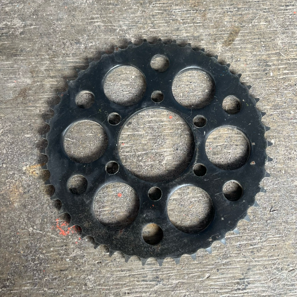 gear gir belakang Yamaha DT100 DT 100 45t Nos