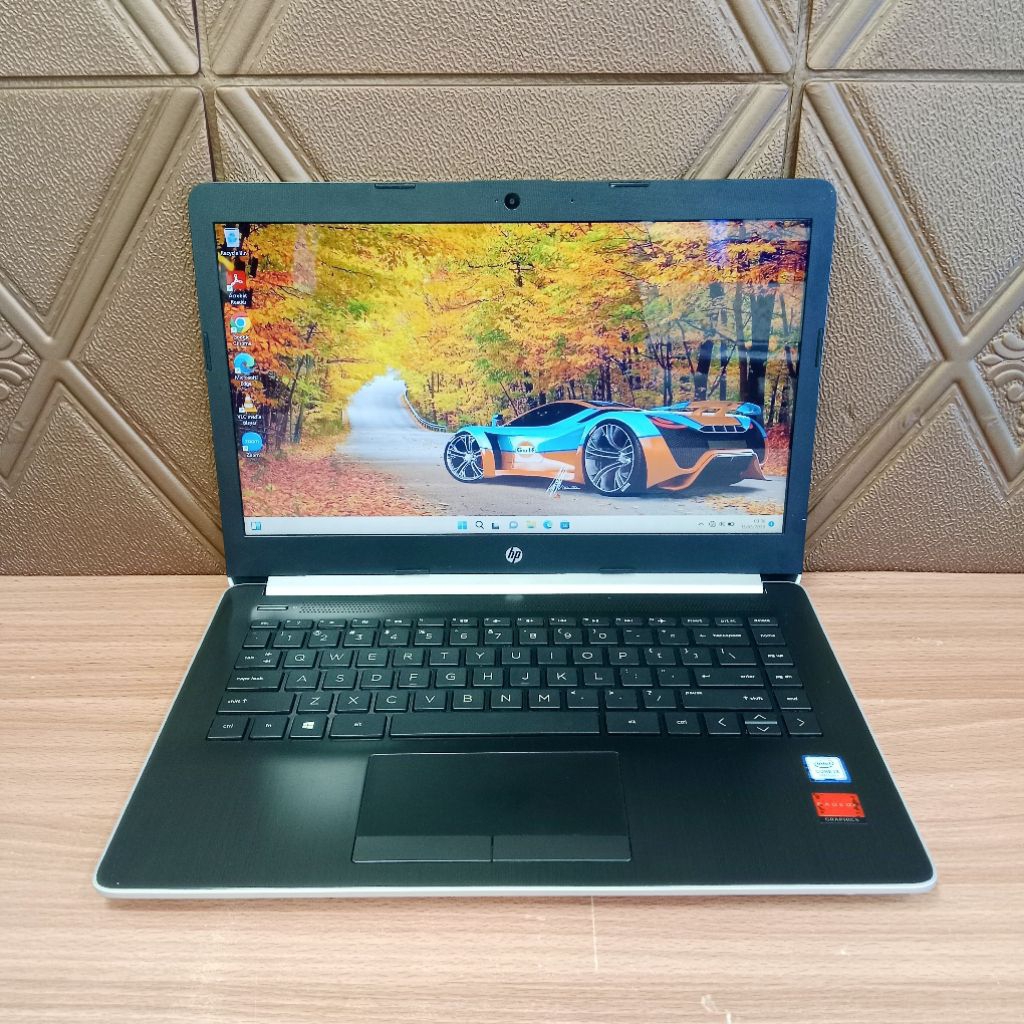 LAPTOP SECOND JAMINAN GARANSI TOKO HP 14 CK0004TX INTEL CORE I3 7020U INTEL HF GRAPHICS 620 + AMD RA